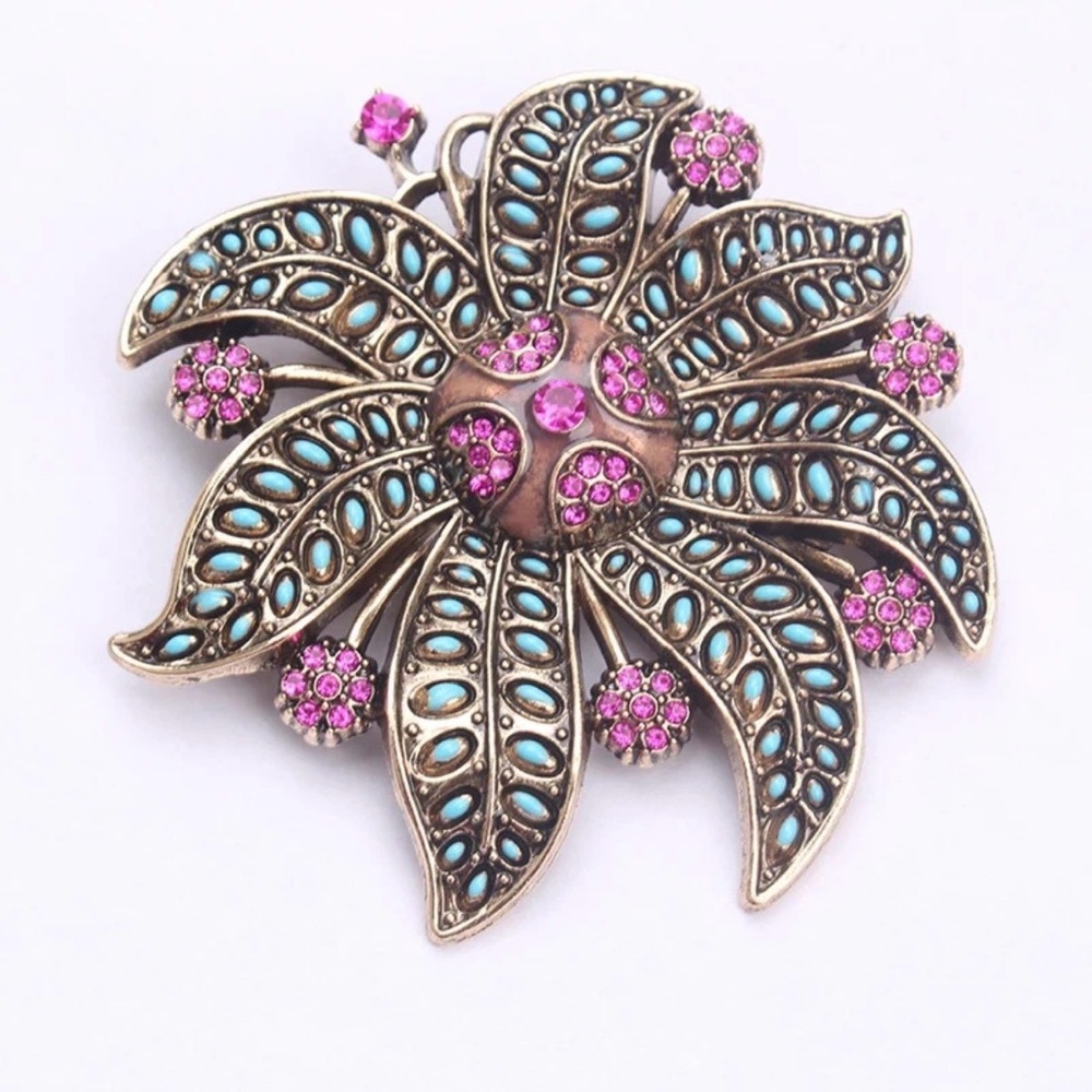 Elegant Floral Pendant with Pink and Blue Accents Metal Base
